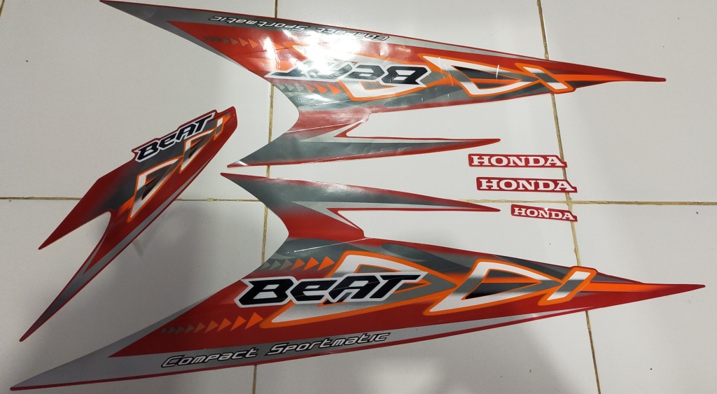 STIKER STRIPING & LIS BODY BEAT KARBU 2011 2012 MERAH/striping motor beat 2012/striping beat karbu