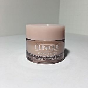 Clinique moisture surge 72 hour auto replenishing hydrator Gel Clinique