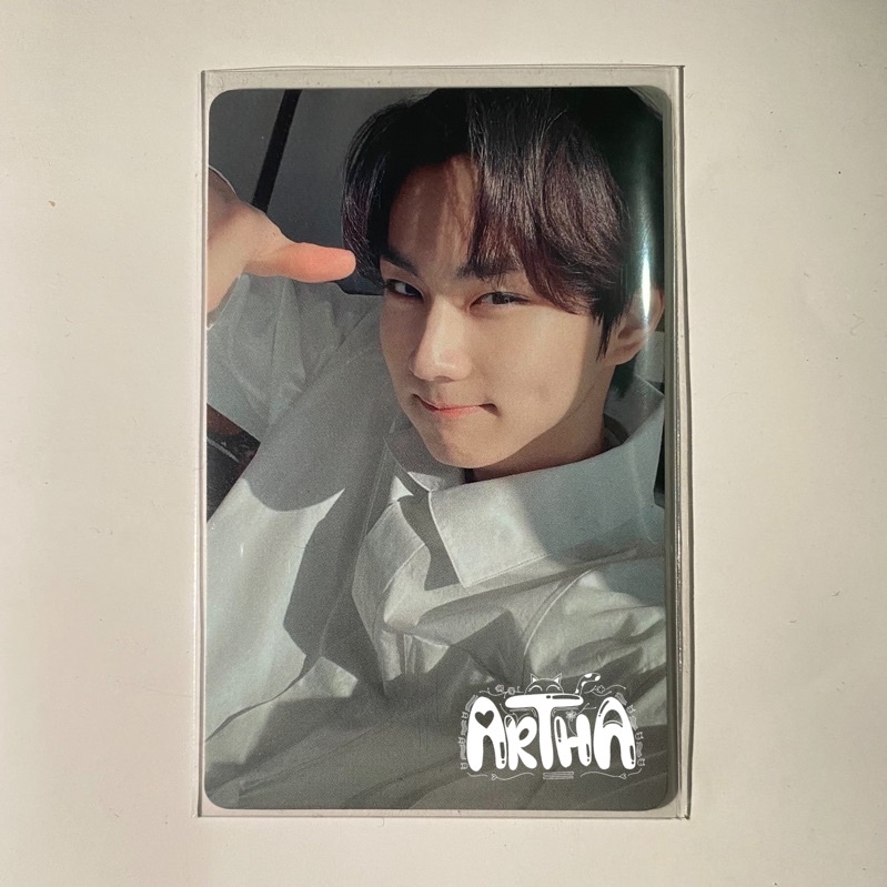 [BOOKED] Jungwon Silau Solo Jacket Putih PC Photocard