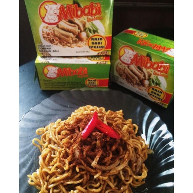 Mie Babi Asli Bali paket isi 6