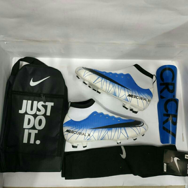 Bisa bayar di tempat cod (PAKET KOMPLIT  ) SEPATU BOLA nike CR7 booth-1