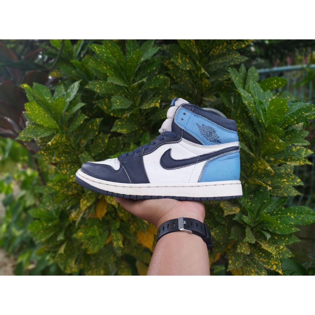 Air Jordan 1 High Obsidian