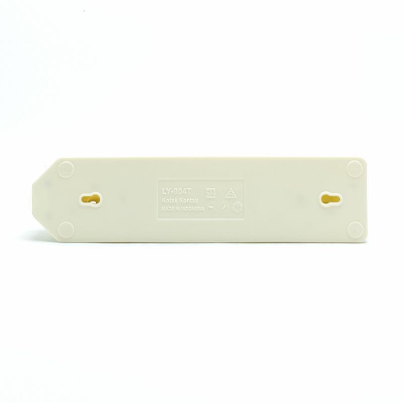 LY-904T Loyal Kualitas Premium Stop Kontak Gepeng 4 Lubang SNI (Tanpa Kabel)