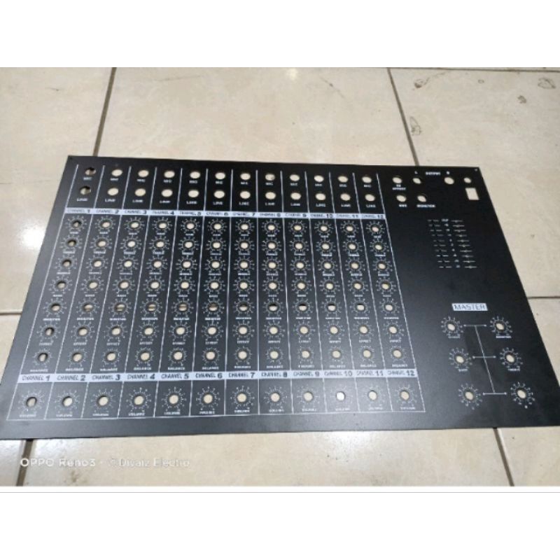 PANEL ATAS MIXER 12 CHANEL REALPICT