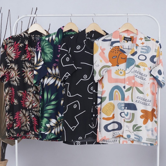 SANVANINA Kemeja Pria Motif Bunga-Bunga Floral Hawaiian Slim Fit - Delmar Casual Shirt E-2051