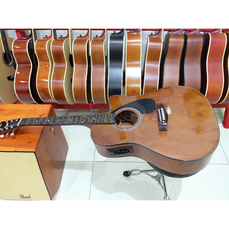 gitar akustik elektrik custum yamaha fg225