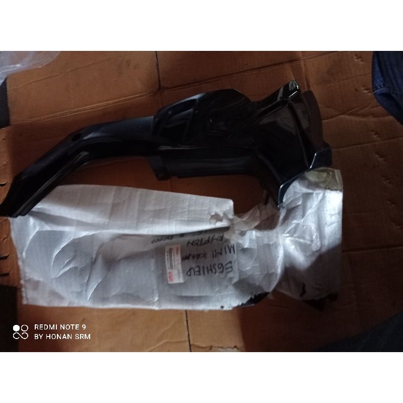 leksil sayap tengah yamaha force1 crypton