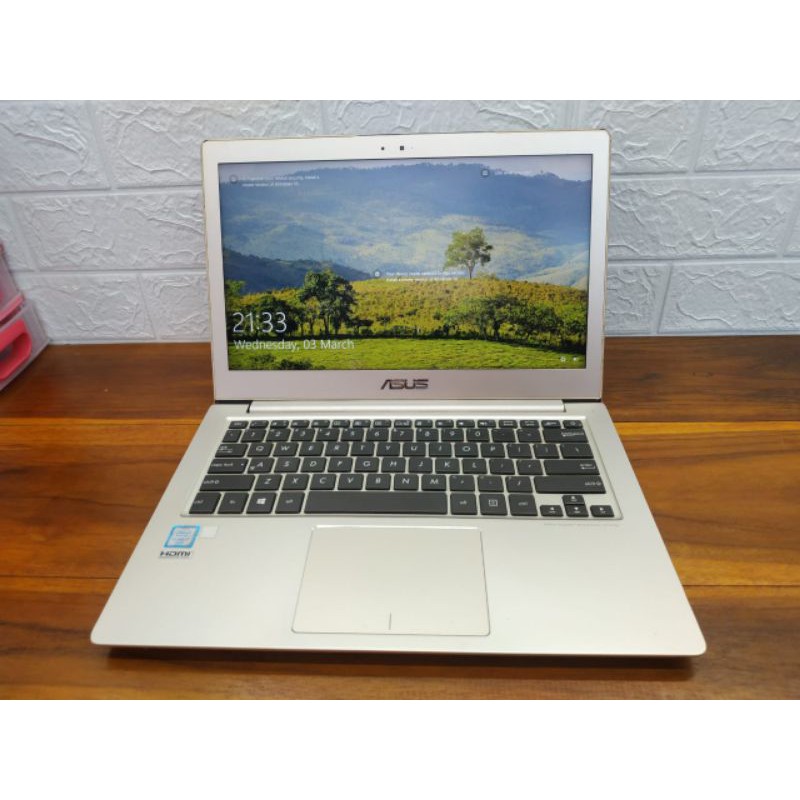 Asus Zenbook UX303 i7 gen6 Dual VGA Nvidia 2GB