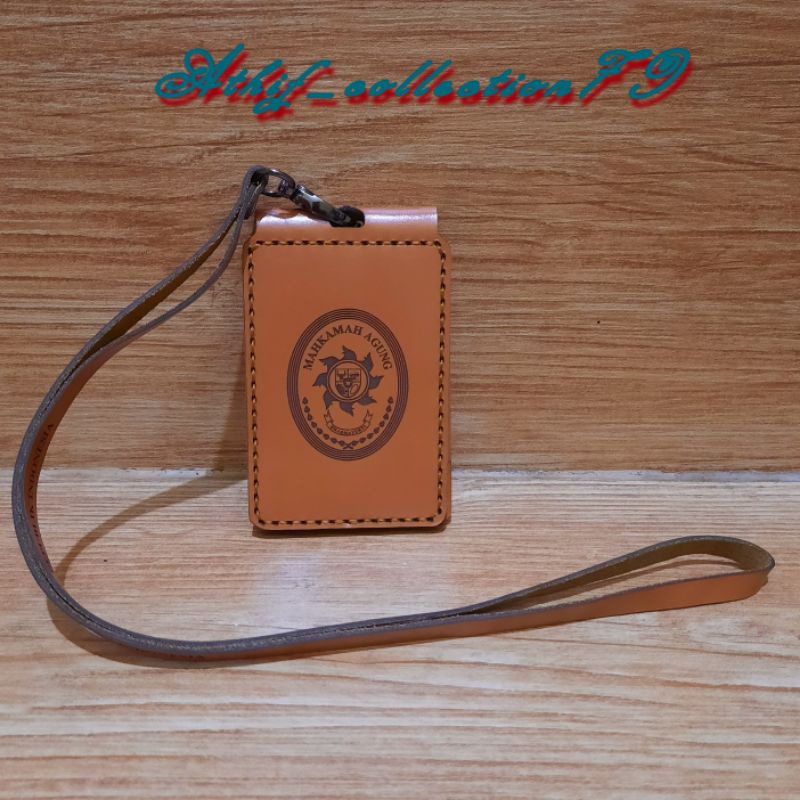 

RB Tempat Id Card Kulit Asli Mahkamah Agung MA Lipat Gantungan ID Card Kulit Asli MA Mahkamah Agung