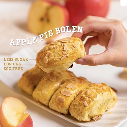 

NUDE Apple Pie Bolen | Gluten Free & Vegan, Dairy Free, Egg Free, Diet Sehat & Low Calorie