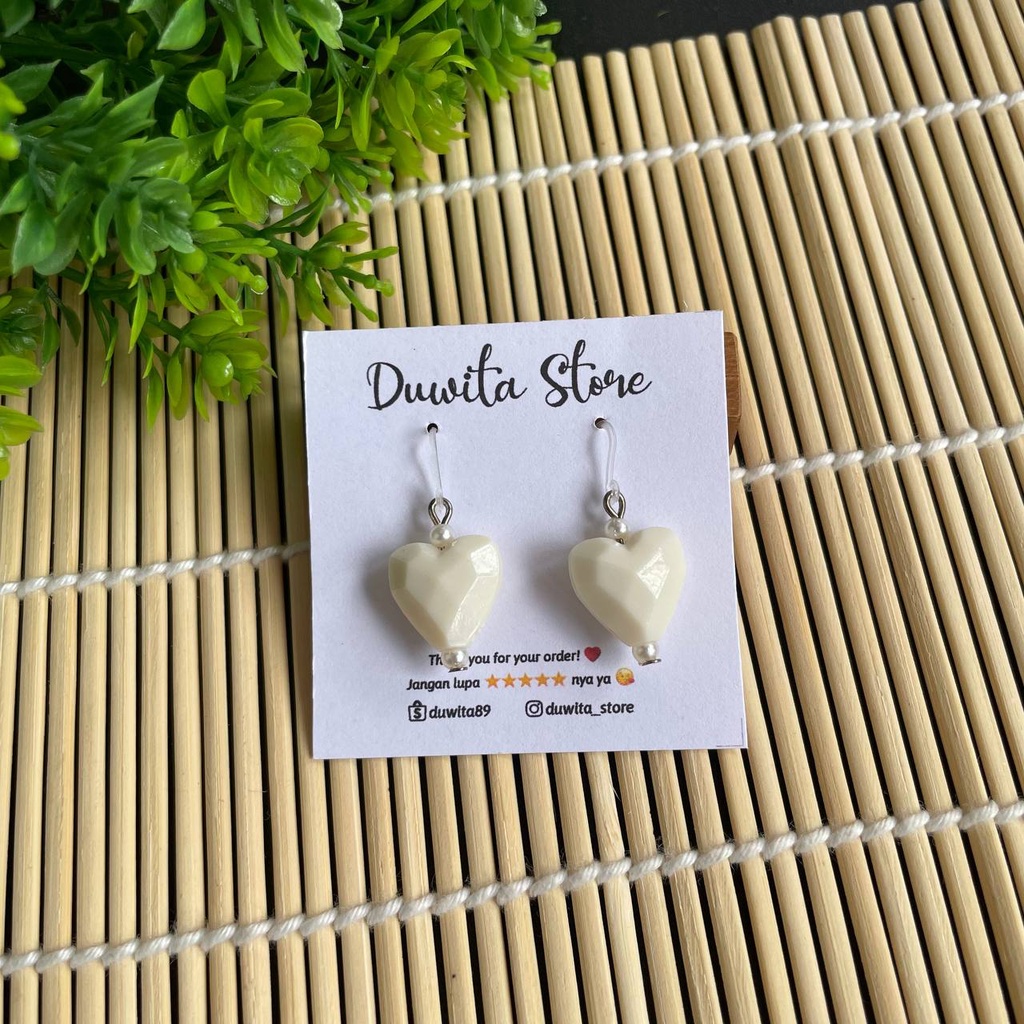 HANDMADE ANTING ANAK/DEWASA KAITAN PLASTIK MOTIF LOVE-3D