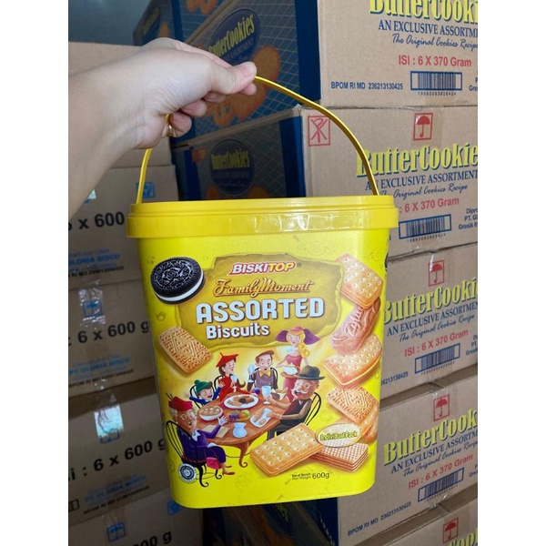 

Biskuit assorted ember segi