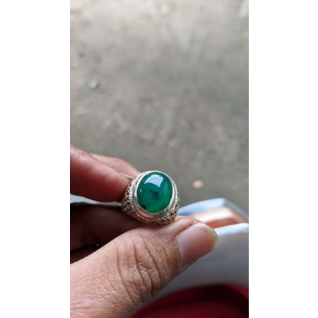 Cincin batu bacan doko