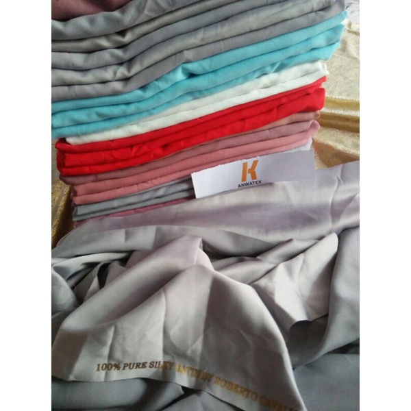 Kain Satin velvet Roberto cavali