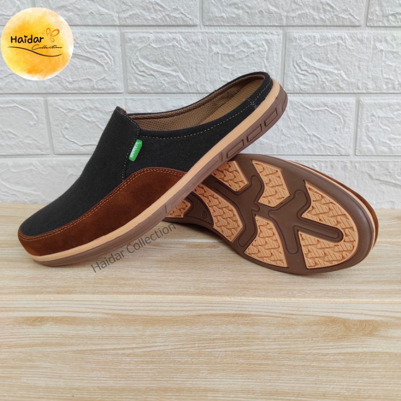 39-44 Bustong Pria Kulit Sintetis Slip On Kasual Cowok Sol Karet Kantoran Kerja Suede