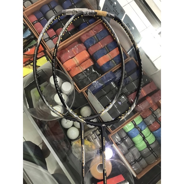 raket badminton powermax z force II