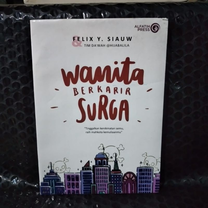 novel wanita berkarir surga