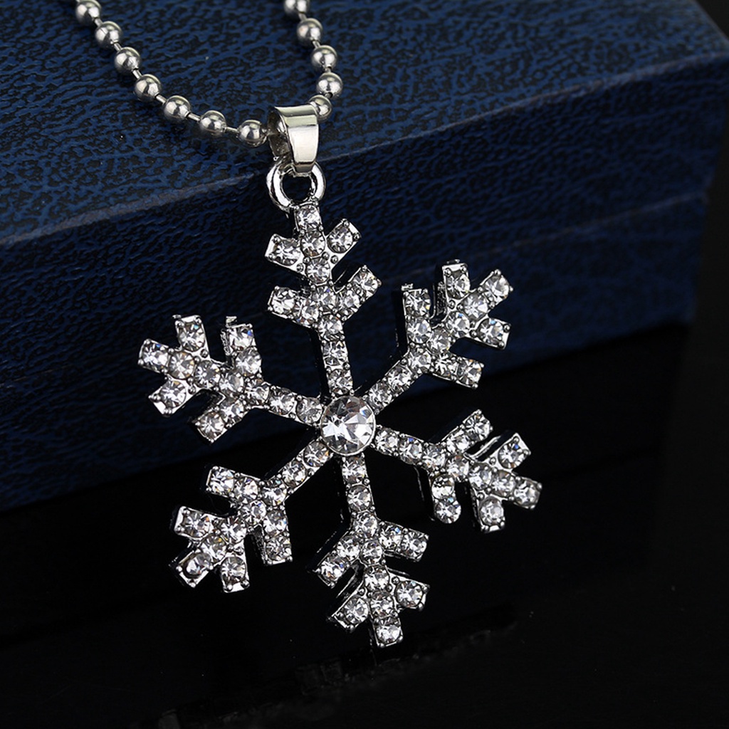 Hu Hu Hu Hu Hu Alat Bantu Pasang Kacamata♡ Kalung Liontin Snowflake Biru Putih Aksen Berlian Imitasi Bahan Alloy Untuk Wanita