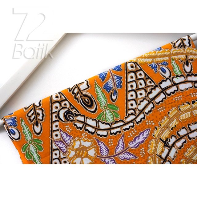 KAIN BATIK PREMIUM Bahan Katun Warna Orange Oren Oranye Kuning Hijau 725240 Cap 72 Jarik Jarit Samping Kebat Panjang Batik Katun Modern Premium Bahan Seragam Batik Pernikahan Kantor Keluarga Murah Kamen Jadi Batik Bali Lembaran