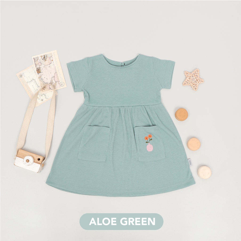 Mooi Dress Anak Perempuan Rib Pocket Dress-ALOE GREEN