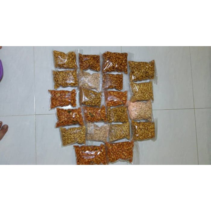 

Kacang Mede Grade A 500gr - Pedas