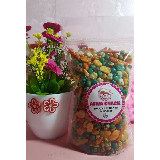 

Kacang Mix Campur berat 250gram cemilan enak gurih by Afwa Snack