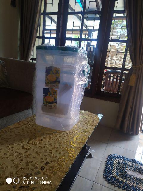 ( Khusus  Gosend ) Toples Es Buah Segi 30 Liter / Aquarium Green Leaf + Gayung