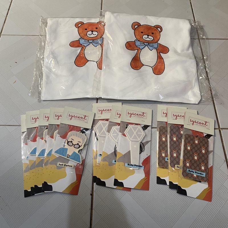 [READY STOCK] Kai x Gucci fan goods