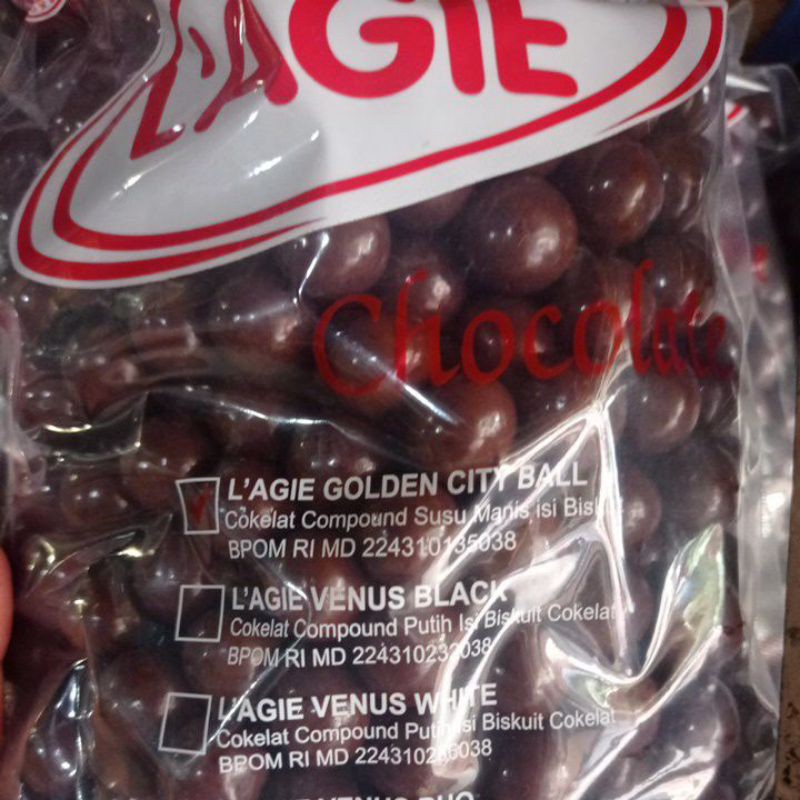 

Coklat Lagie Isi Biskuit Pak 1kg