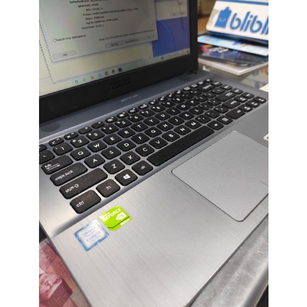 Asus x441U intel core i3 gen7 ram 4gb hdd 1tb vga nvdia 920mx