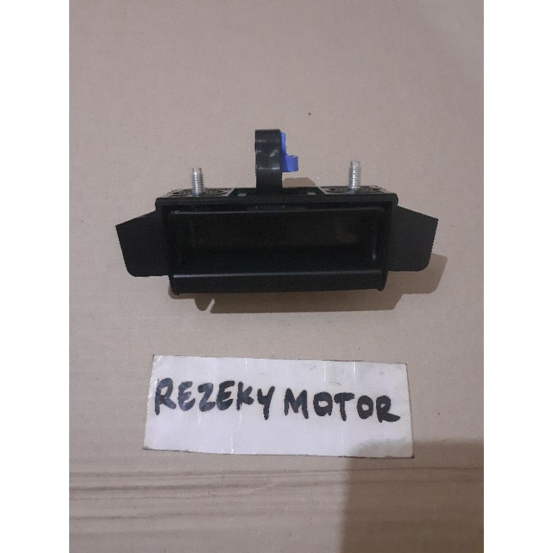 handle handel pintu bagasi mobil Suzuki Ertiga handel pintu belakang mobil suzuki Ertiga Original