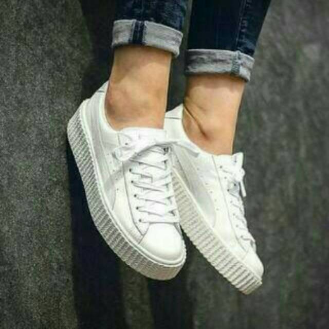 Sepatu Sneakers Puma White
