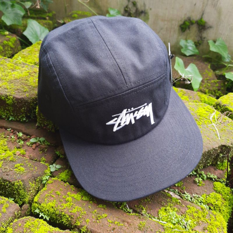 TOPI STUSSY BASIC 5 PANEL SNAP BACK HAT
