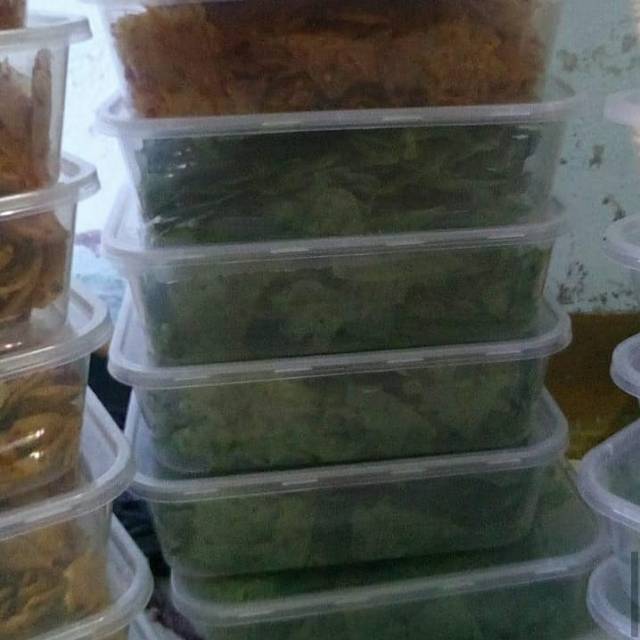 

kripiik kaca.kemasan box 120gr.varian rasa