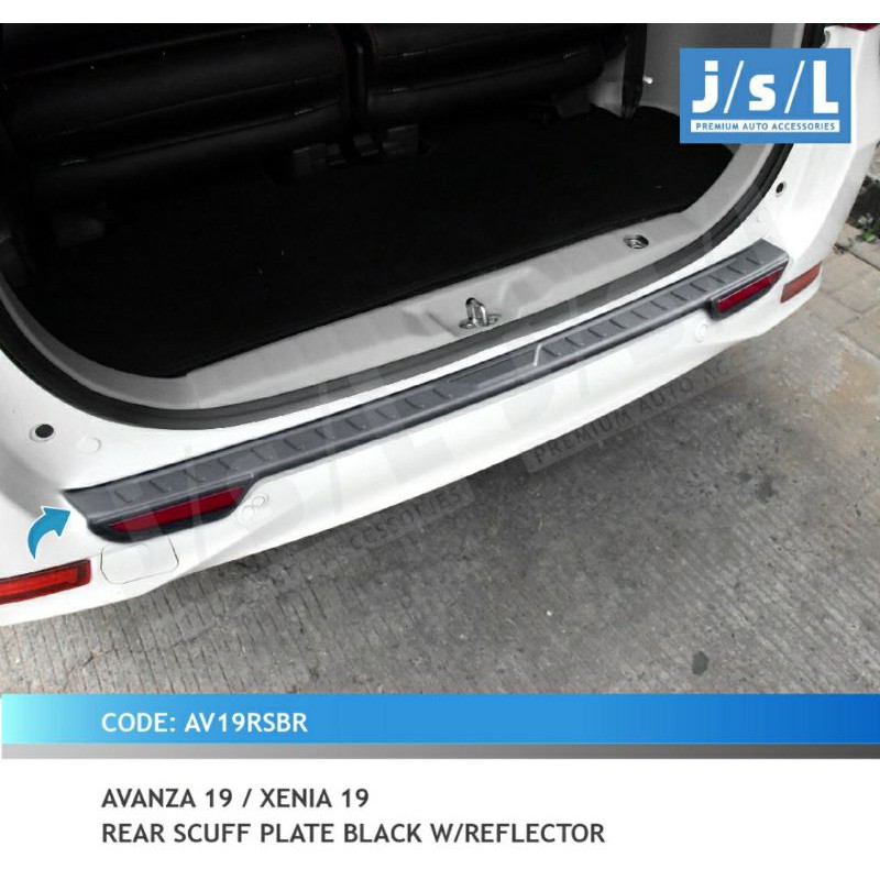 Sillplate belakang Avanza Xenia 2019 hitam with reflektor jsl