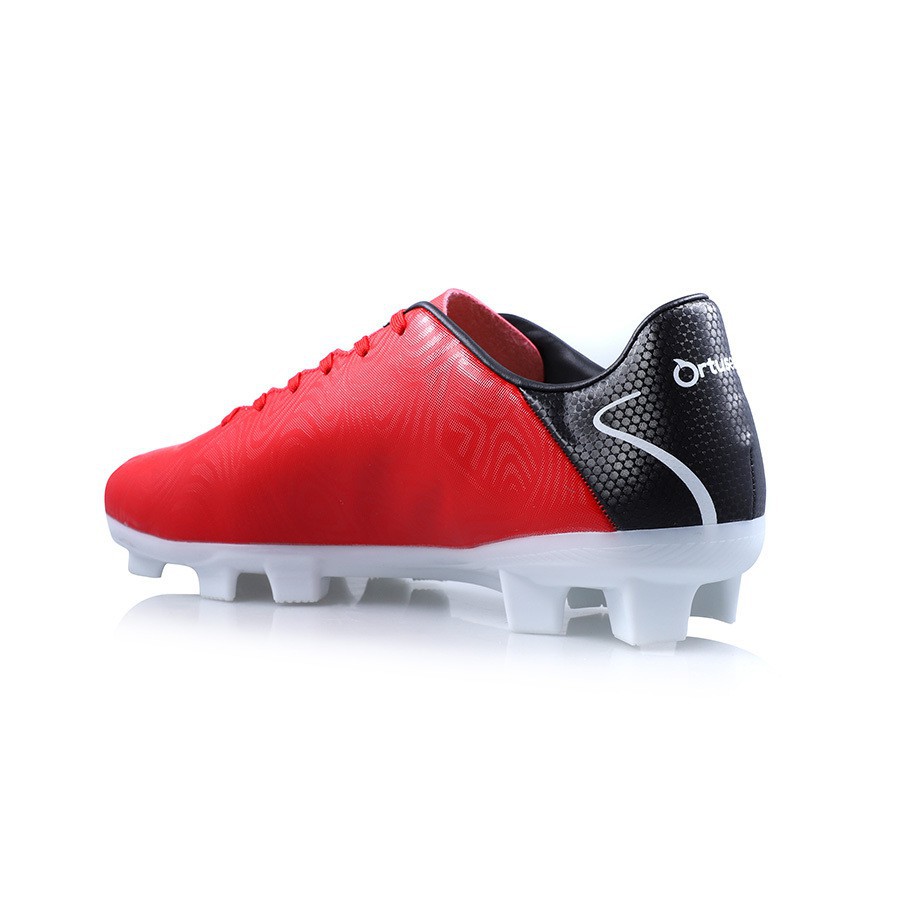 SEPATU BOLA ORTUSEIGHT TEMPEST FG - Ortred White Black  (100% ORIGINAL)