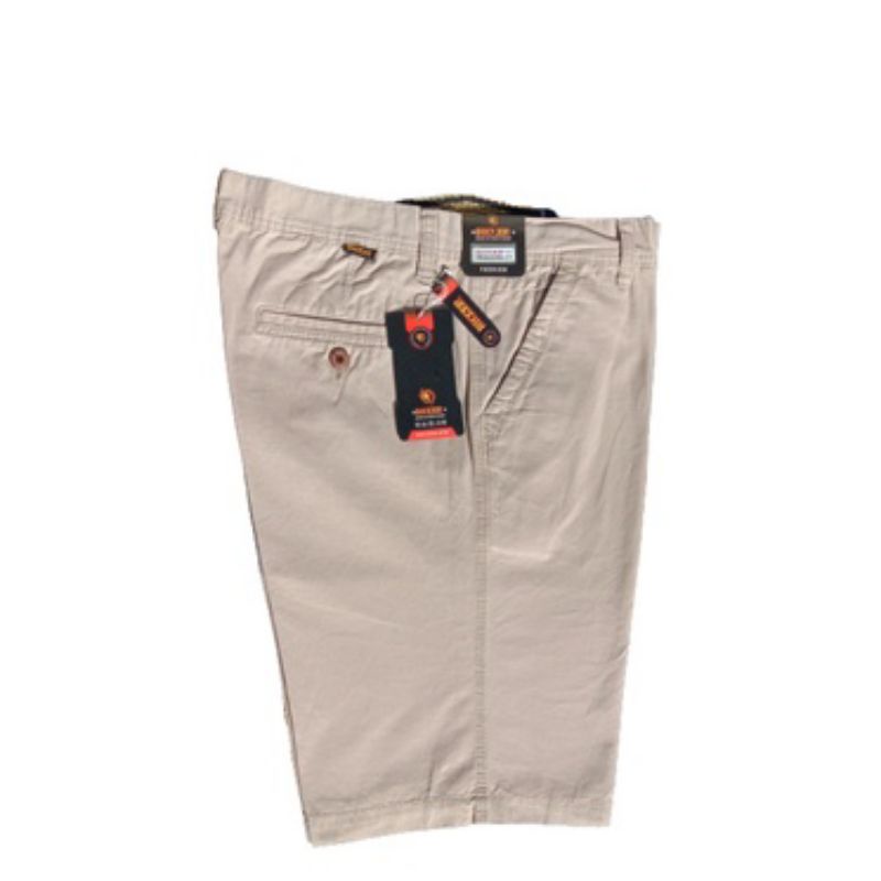Celana Pendek Chino Merk Dicker Nyaman Dipakai