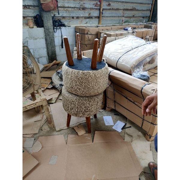 MODEL KURSI BULAT KURSI STOOL EMPUK