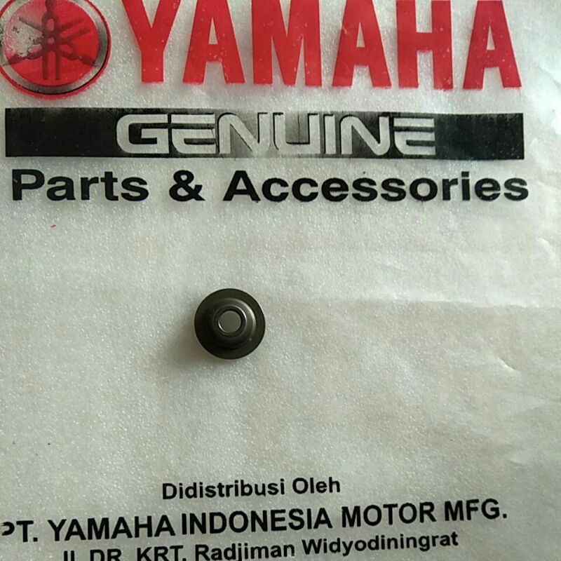 Retainer yamaha R25 MT25