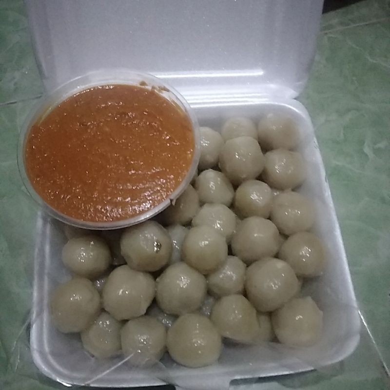 

Cilok Bandung sambal kacang pedas