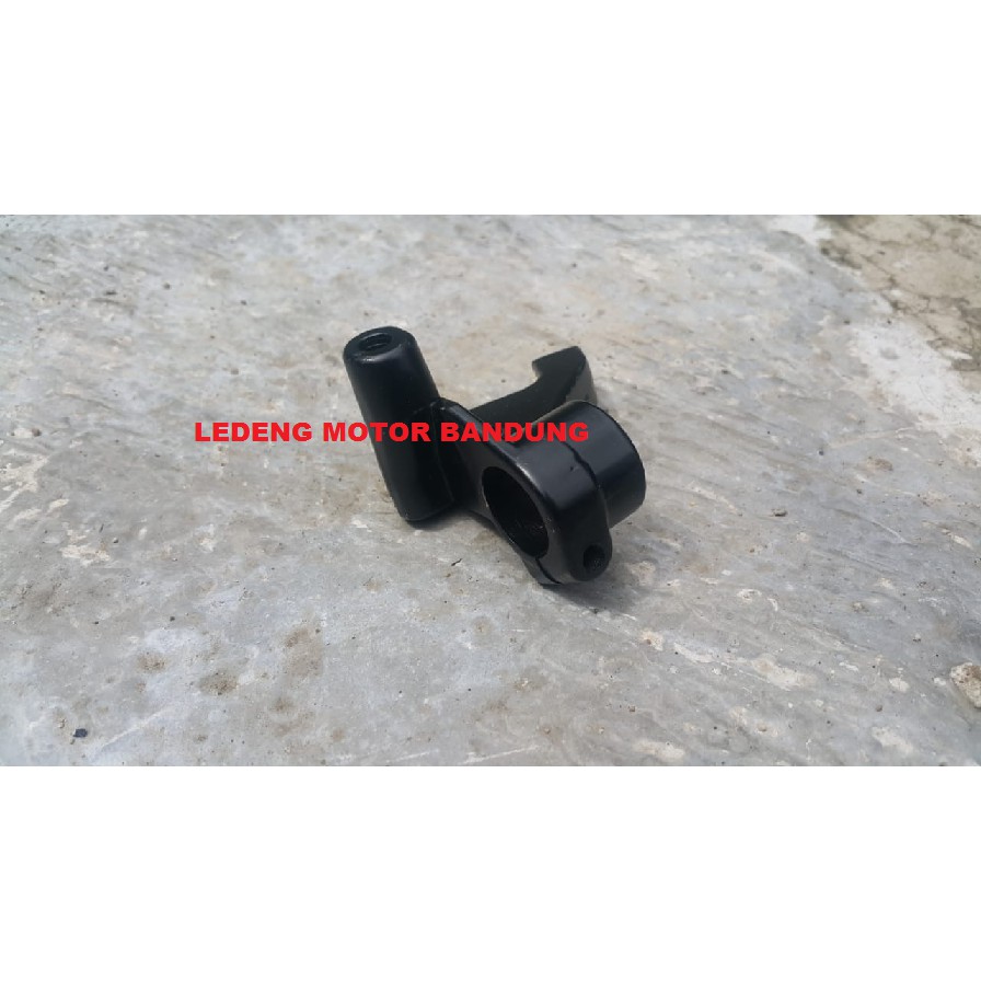 Dudukan Handel Kiri Suzuki Satria R 2 Tax Handle Kopling Tromol Lokal