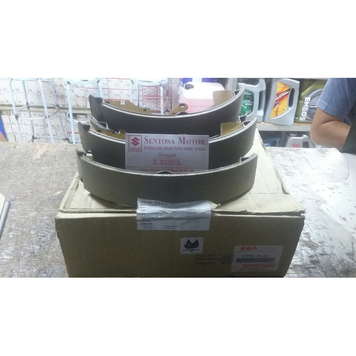 kampas rem belakang suzuki grand vitara asli