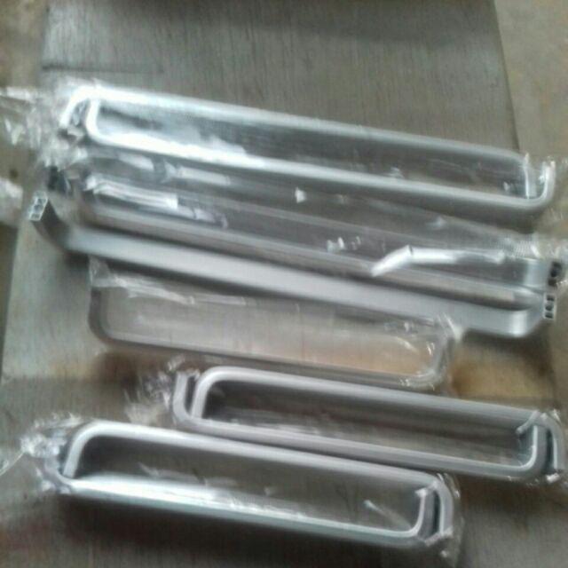 Tarikan Laci/lemari 192mm Aluminium