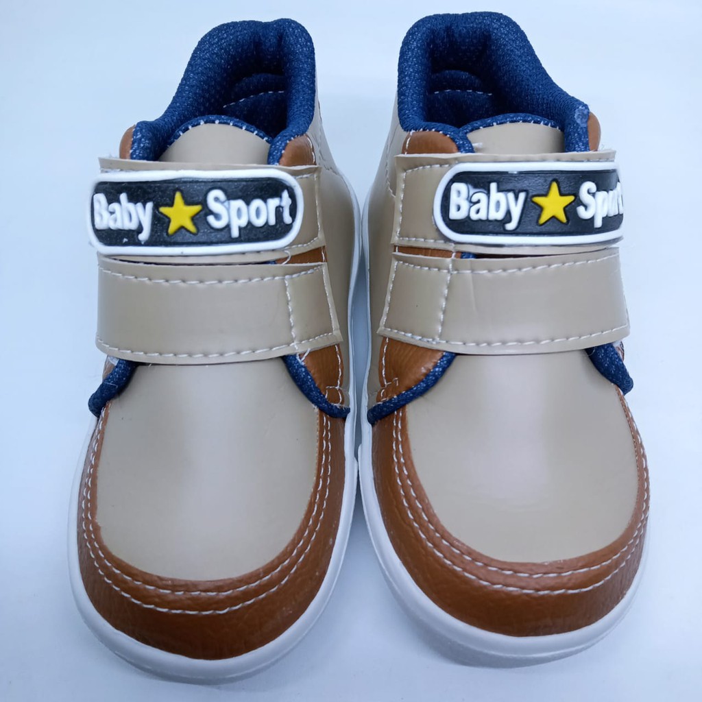 Sepatu Anak Laki - Laki Prewalker Sporty Cream Galaxy