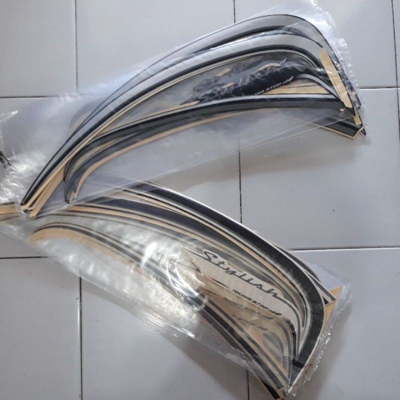 Striping scoopy 2015