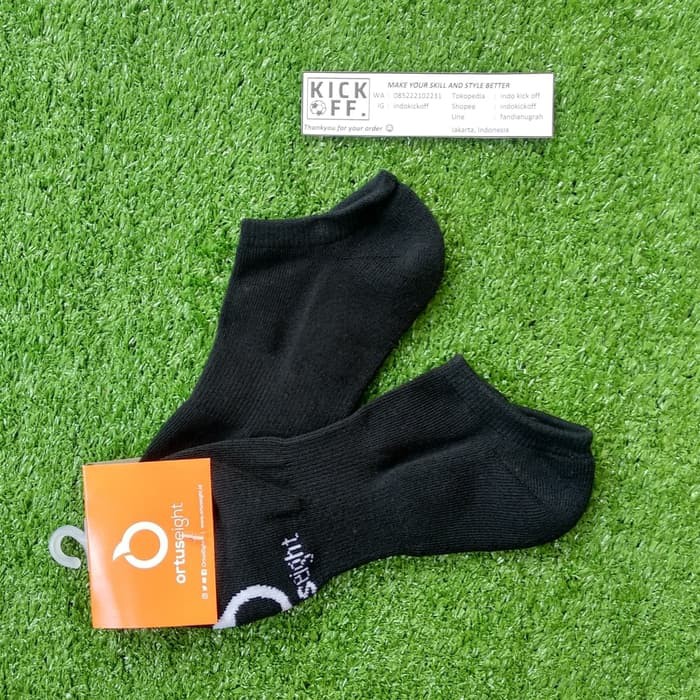 KAOS KAKI SEKOLAH/ KAOS KAKI OLAHRAGA ORTUSEIGHT FLUX SOCKS A - BLACK