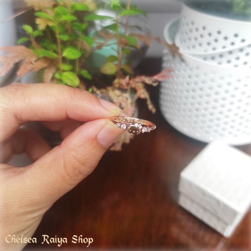 Cincin Emas Hello Kitty UBS Mata Batu Bening kadar 750