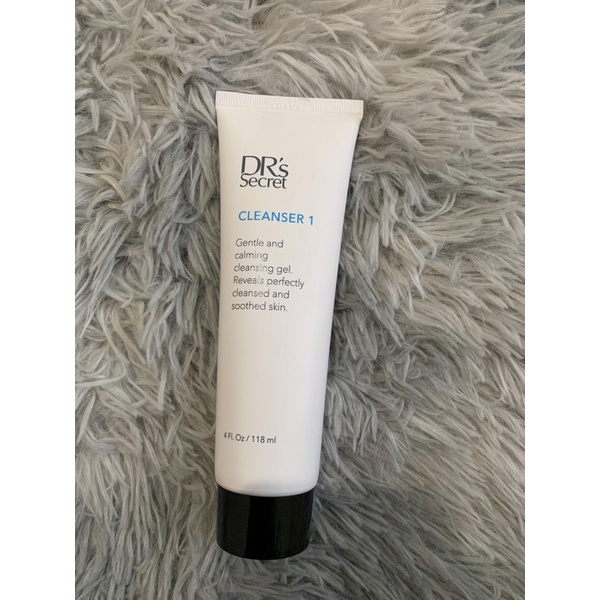 DR’s SECRET CLEANSER ( PRELOVED )