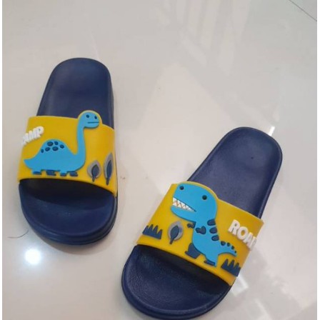 Sandal anak karakter camp roar 31-35