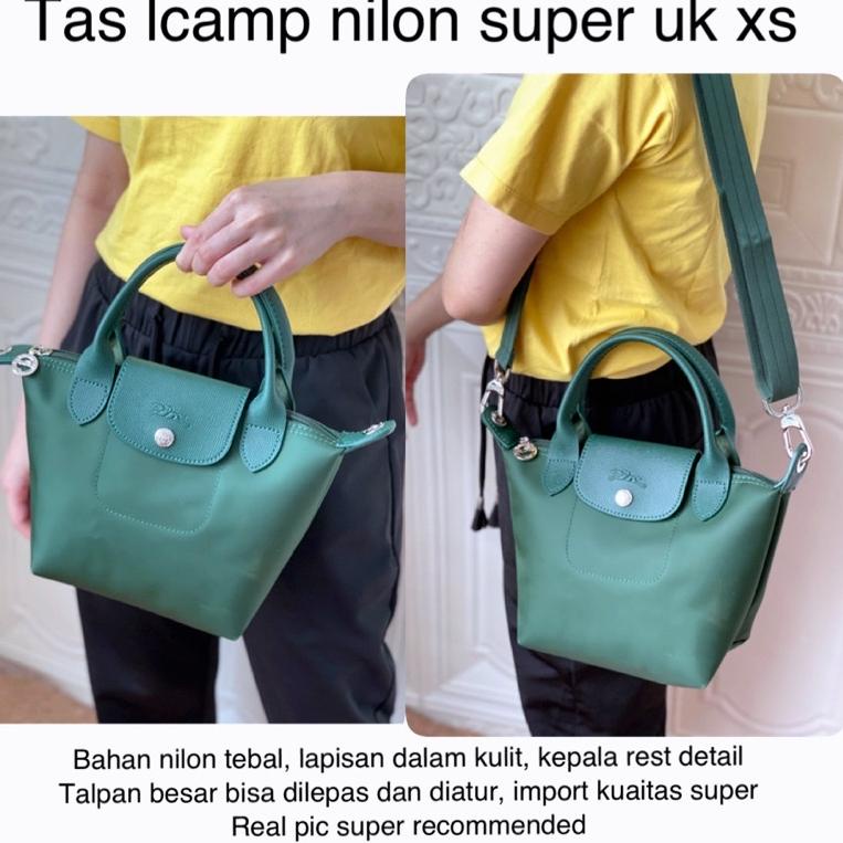 {UGA.19Au22p}  Tas Tote Import Lcamp Parasut XS Suprem